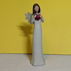 ENNAS Angel with Heart Figurine